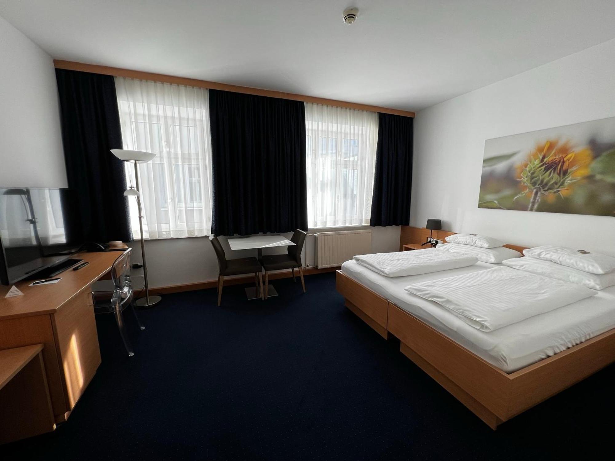 H+ Hotel Ried Рид  Экстерьер фото