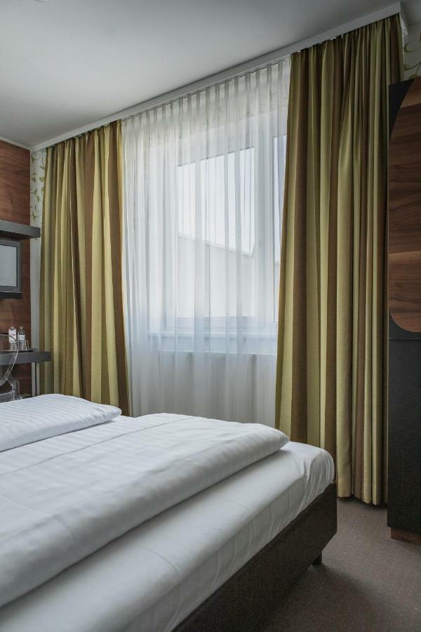 H+ Hotel Ried Рид  Экстерьер фото